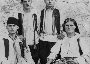 Narodna nošnja i život starih Dužica: Priča o svjedočanstvu jednog vremena