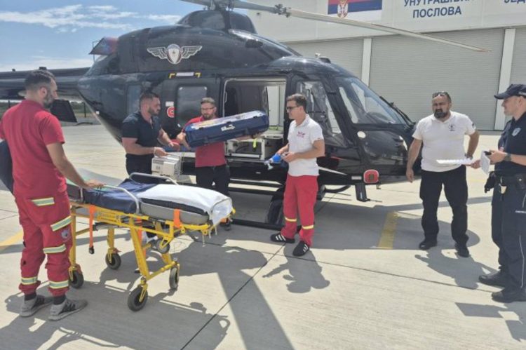 Angažiran helikopter: Beba stara samo dva dana prebačena iz Mostara na liječenje u Beograd