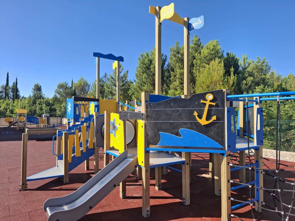 Moderno igralište za Edukacijsko-rehabilitacijski centar u Ljubuškom
