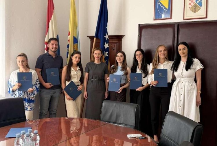 Grad Čapljina nagradio najbolje studente za akademske uspjehe