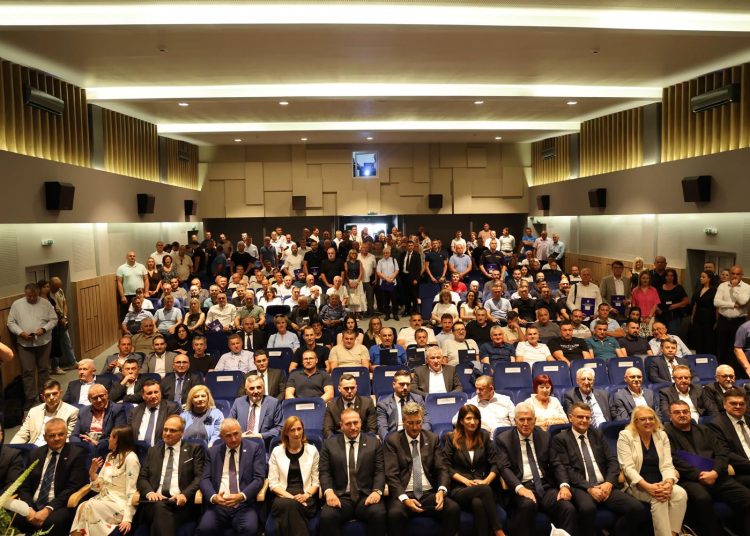 Grad Široki Brijeg dobio 107 tisuća eura za izgradnju multifunkcionalne dvorane