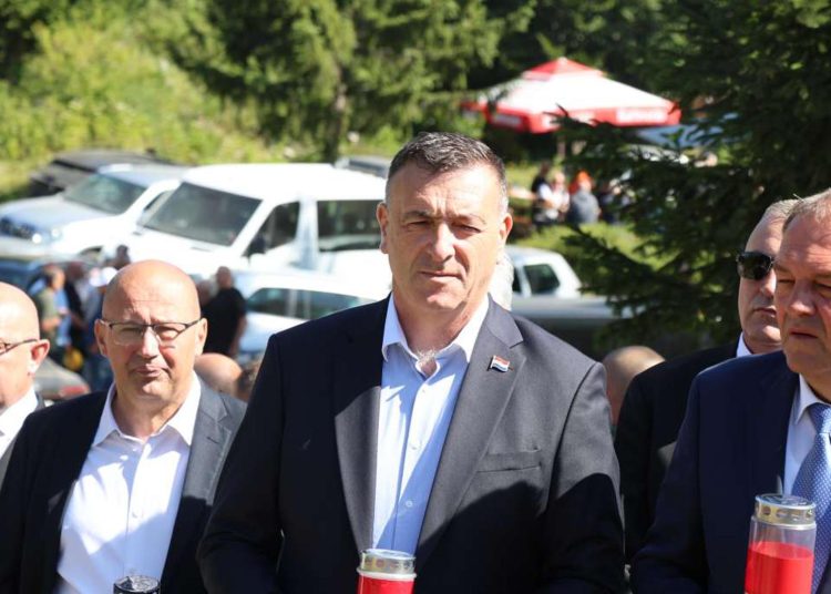 Obilježena 33. obljetnica stradanja hrvatskih branitelja i civila na Stipića livadi i u Doljanima