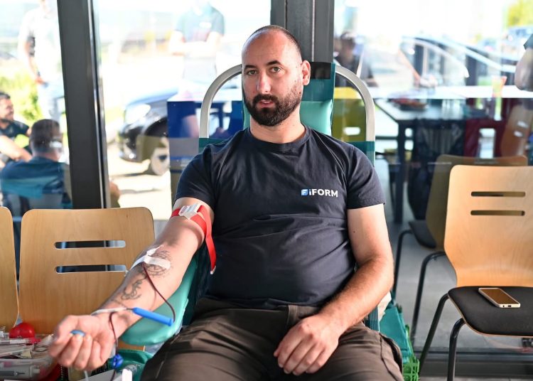 Široki Brijeg: Djelatnici iForm-a darovali 15 doza krvi u 30. ovogodišnjoj akciji u ŽZH