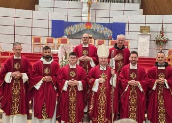 Povijesni trenutak: Ova župa u Hercegovini po prvi put u povijesti slavi mladu misu jednog franjevca