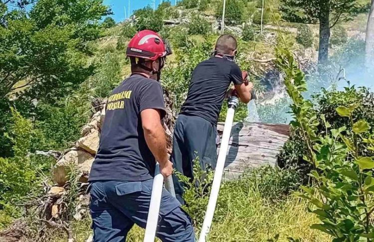 Požari kod Mostara i Konjica i dalje aktivni