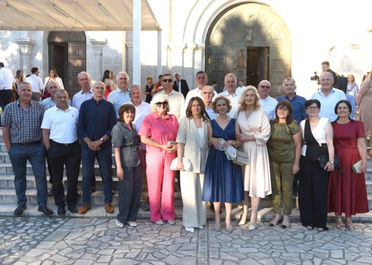 Široki Brijeg: Generacija 1986. obilježila 40 godina mature
