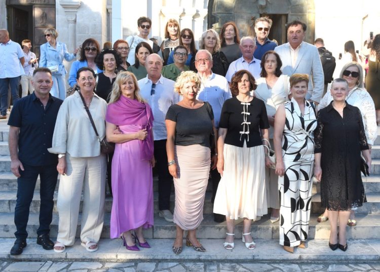 Široki Brijeg: Generacija 1986. obilježila 40 godina mature
