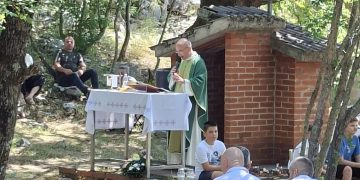 Misa na Kruškovcu iznad Širokog Brijega: Mjesto tajnih krštenja, misa i mučeništva ponovno okupilo vjernike