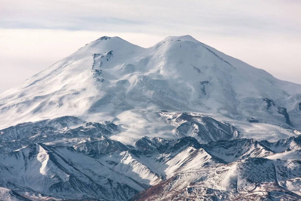 Tragedija na Elbrusu: Preživjeli planinar otkrio što je prethodilo pogibiji petoro planinara iz BiH Tragedija na Elbrusu: Preživjeli planinar otkrio što je prethodilo pogibiji petoro planinara iz BiH