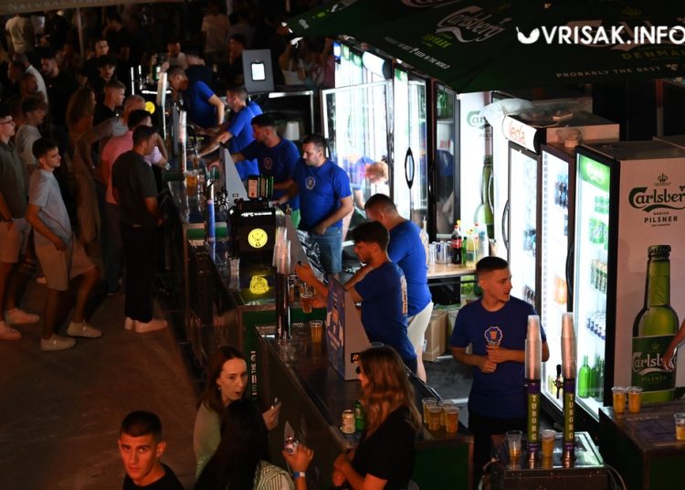 Prljavo kazalište rasplesalo Široki Brijeg na otvorenju Street Food Festa