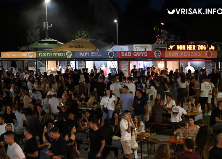 Prljavo kazalište rasplesalo Široki Brijeg na otvorenju Street Food Festa