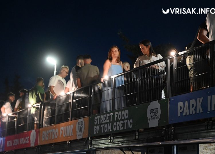 Prljavo kazalište rasplesalo Široki Brijeg na otvorenju Street Food Festa