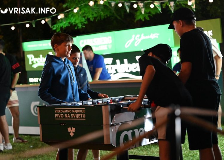 Prljavo kazalište rasplesalo Široki Brijeg na otvorenju Street Food Festa