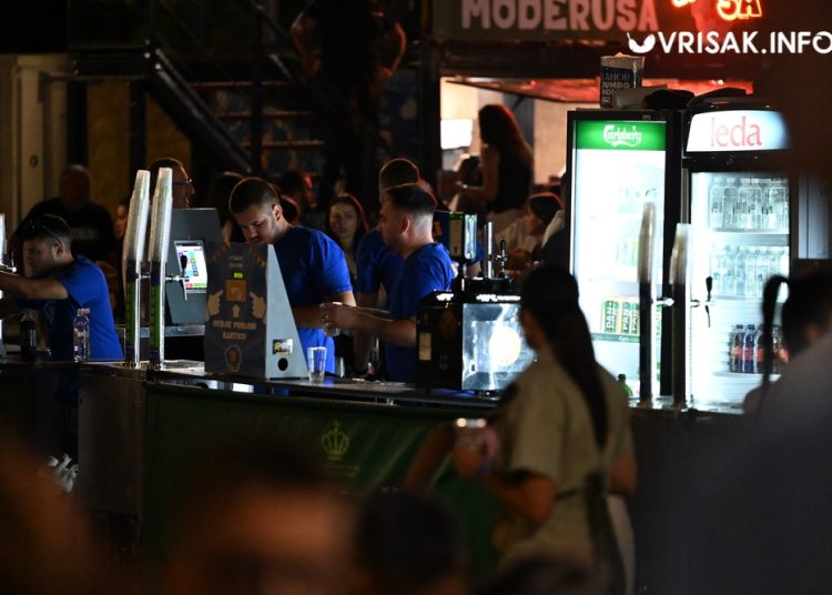 Prljavo kazalište rasplesalo Široki Brijeg na otvorenju Street Food Festa