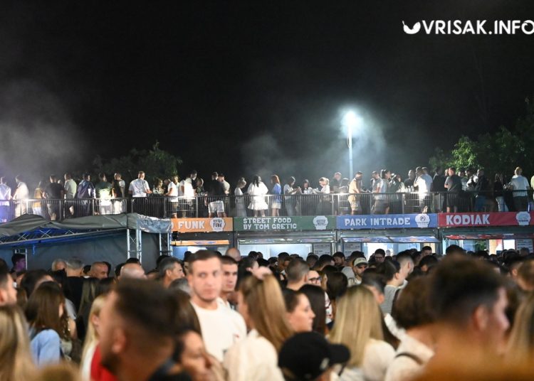 Prljavo kazalište rasplesalo Široki Brijeg na otvorenju Street Food Festa