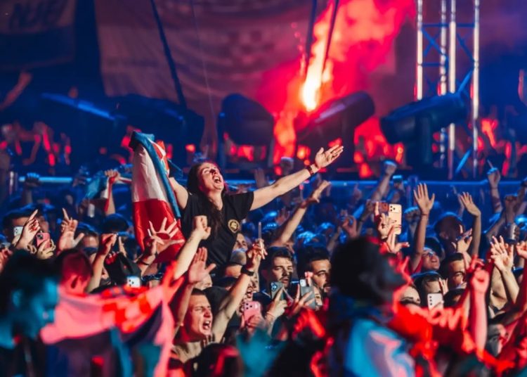 Spektakl u Imostskom: Thompson pred 20.000 ljudi, a prizor iz „VIP lože“ hit je večeri