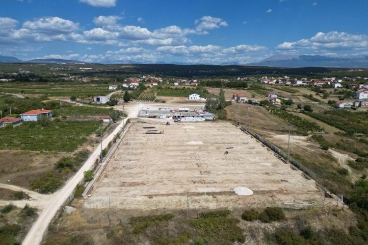 Čitluk: Završna faza uređenja stadiona Jakerovac, uskoro postavljanje umjetne trave
