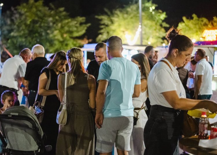 Široki Brijeg: Završnom izložbom 52 djece predstavilo radove nastale na „Ljetu kreativnog stvaranja“