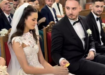 Širokobriješki mladenci oduševili emotivnim trenutkom na vjenčanju: Jedna poruka iz kutijice izmamila suze radosnice