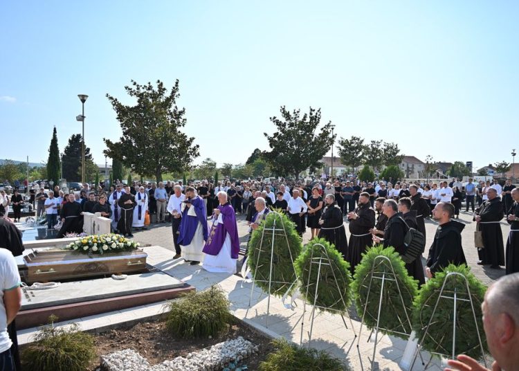 Posušje se oprostilo od fra Ante Leke