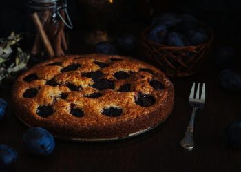 Samo osam sastojaka, a svjetska slava: Torta od šljiva koja je osvojila generacije