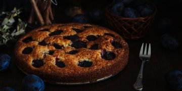 Samo osam sastojaka, a svjetska slava: Torta od šljiva koja je osvojila generacije