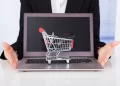 Internetska prodaja mode ulazi u novu fazu: Mlađi kupci mijenjaju tržište, a rabljena odjeća postaje sve važnija
