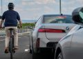 BMW uvodi tehnologiju koja može spriječiti otvaranje vrata pred biciklistima