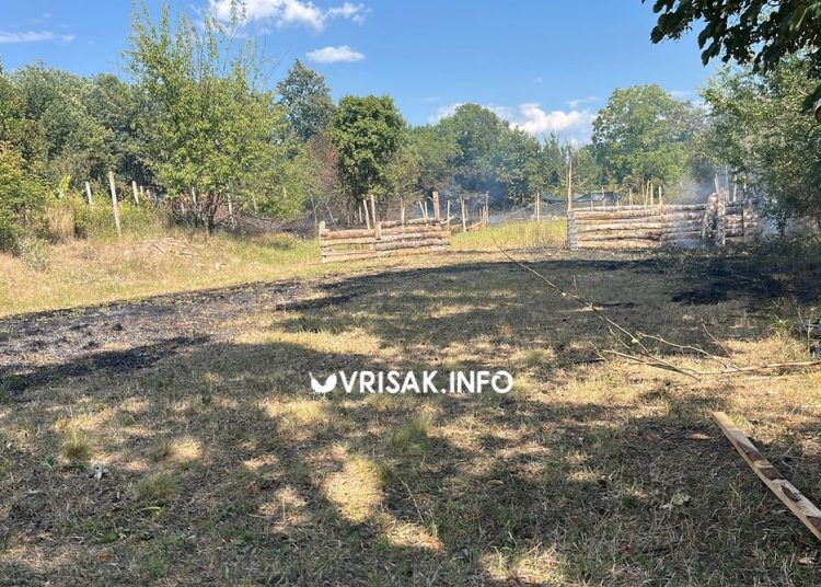 Požar u Širokom Brijegu: Vatra se približila objektima između Trna i Dobrkovića, vatrogasci na terenu