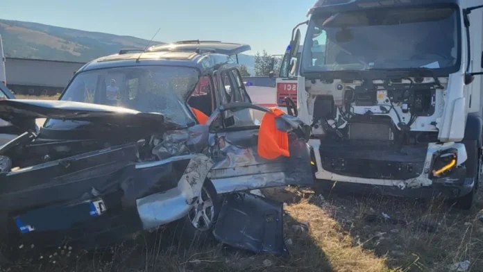 Teška prometna nesreća na putu Tomislavgrad – Šujica : Ozlijeđene četiri osobe