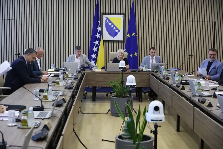 Vijeće ministara BiH preraspodijelilo 4 milijuna KM za projekte povratka