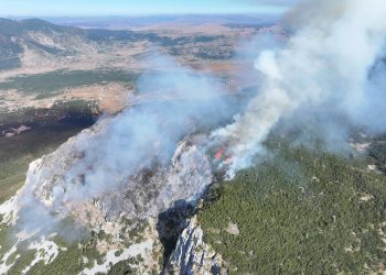 Blidinje: Zbog požara zatražena pomoć Air Tractora i helikoptera Oružanih snaga BiH