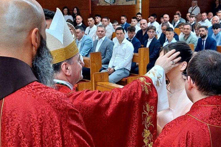 Donosimo sve detalje o novoj pripravi za krizmu u Hercegovini: Evo što se točno mijenja