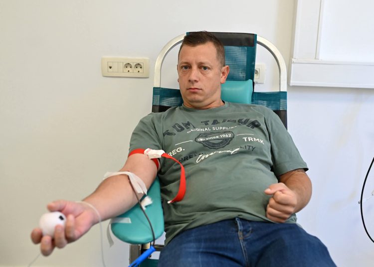 Djelatnici HT Eroneta u Grudama darovali 8 doza krvi