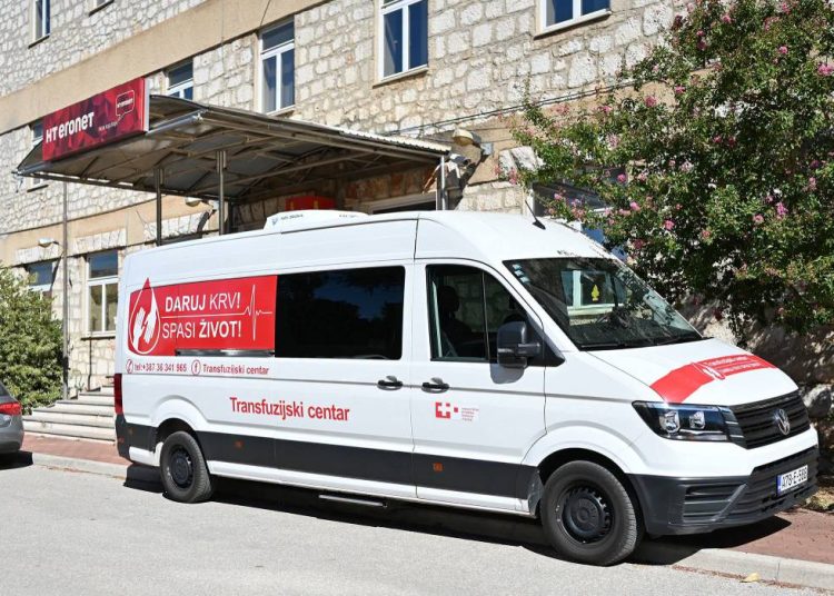 Djelatnici HT Eroneta u Grudama darovali 8 doza krvi