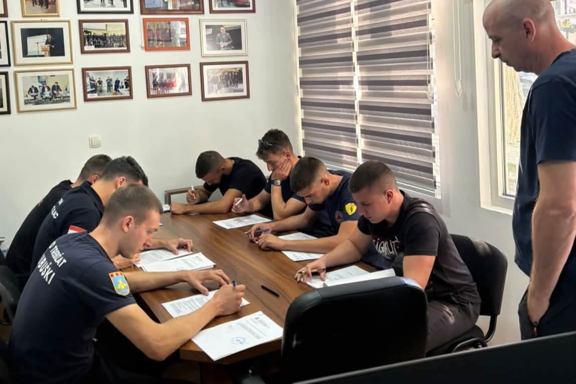 Vatrogasni ispit u Grudama položilo 14 kandidata