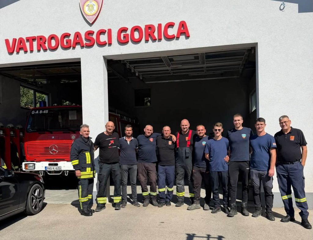 Vatrogasni ispit u Grudama položilo 14 kandidata Vatrogasni ispit u Grudama položilo 14 kandidata