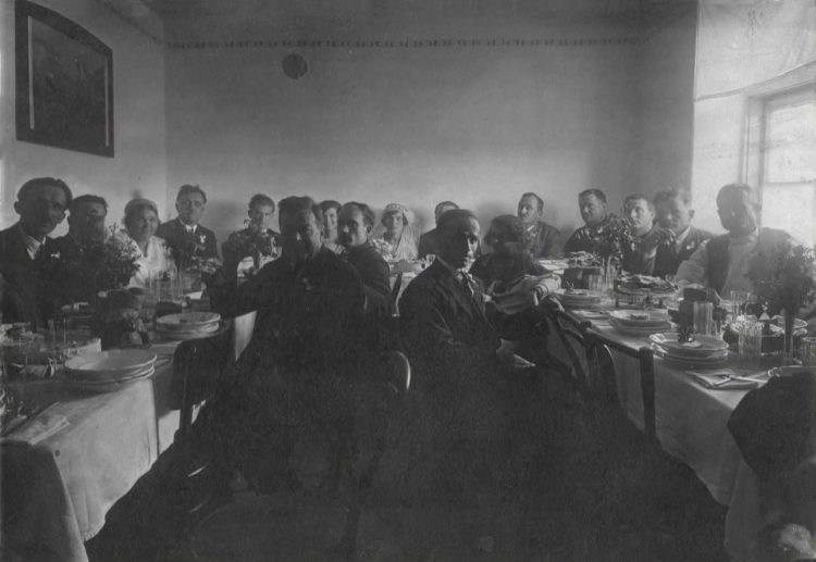 Iz prošlosti Širokog Brijega: Svadba Ante i Anđe Paradžik 1930.