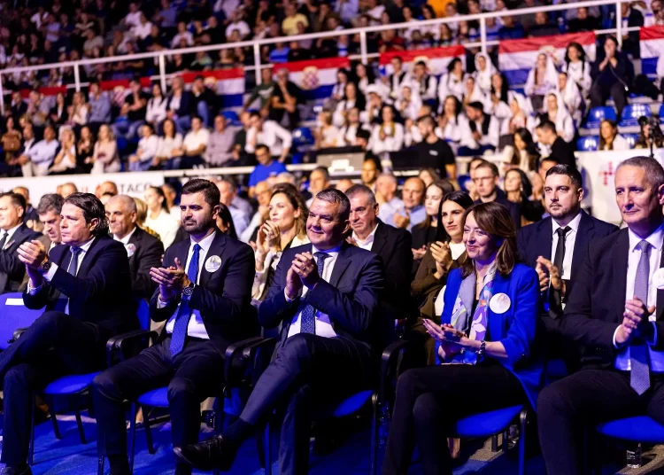 Puna Pecara, snažna poruka iz Širokog Brijega