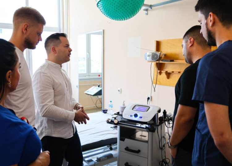 U SKB Mostar uvedena nova metoda fizikalne terapije – TECAR terapija