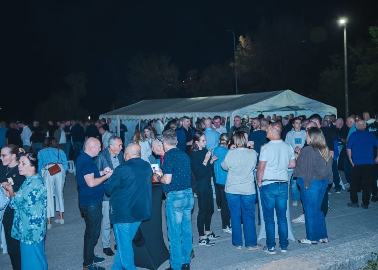 Povjerenje se ne stječe objavama na društvenim mrežama, nego konkretnim radom!