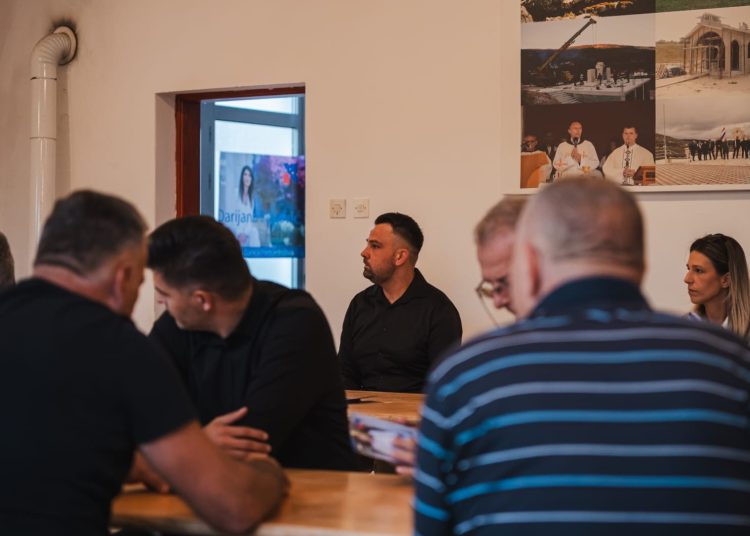 Povjerenje se ne stječe objavama na društvenim mrežama, nego konkretnim radom!