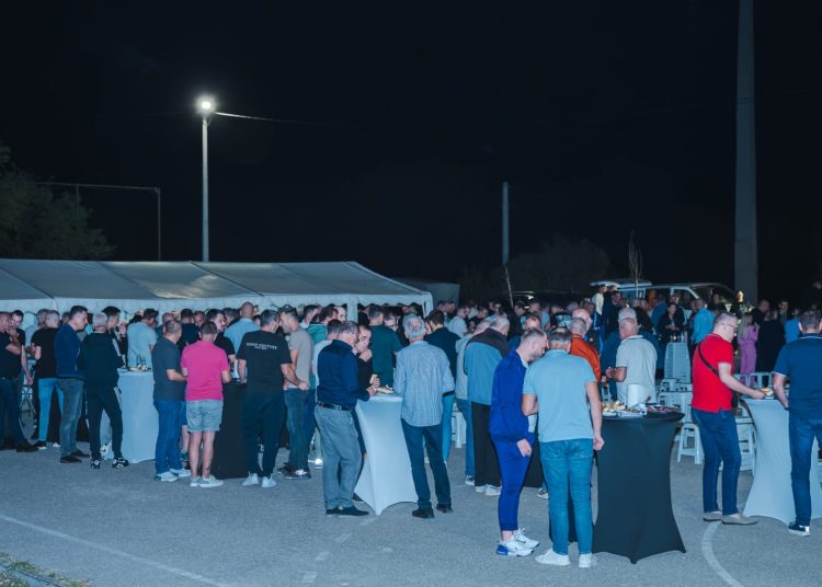 Povjerenje se ne stječe objavama na društvenim mrežama, nego konkretnim radom!