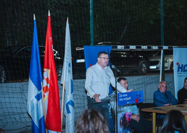 Povjerenje se ne stječe objavama na društvenim mrežama, nego konkretnim radom!