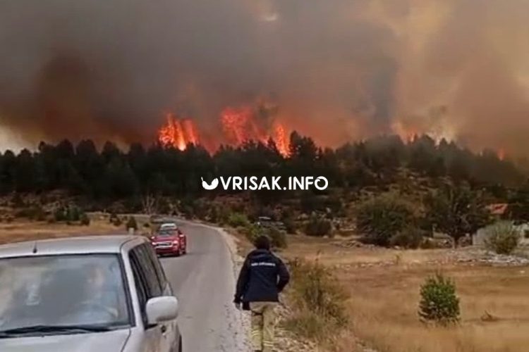 124 vatrogasca i dva hrvatska kanadera obranili Park prirode Blidinje