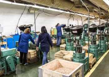 Bh. industrijski div iz Hercegovine s 1300 radnika gasi strojeve i obustavlja proizvodnju