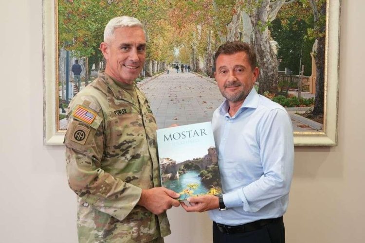 Gradonačelnik Kordić primio u posjet zapovjednika NATO stožera u Sarajevu