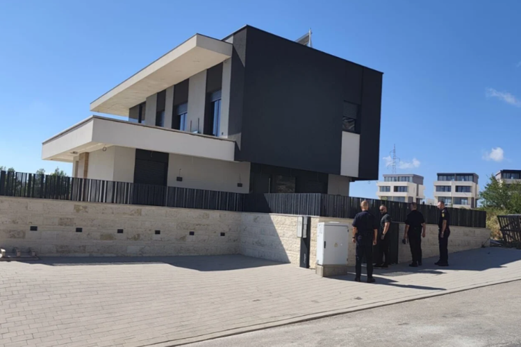 U Hercegovini zapečaćena dvoetažna vila osumnjičenih za pranje novca