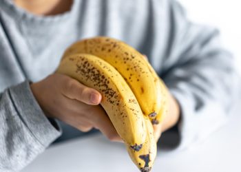 Nisu smeđe točkice jedini znak: Ova boja banane može otkriti problem