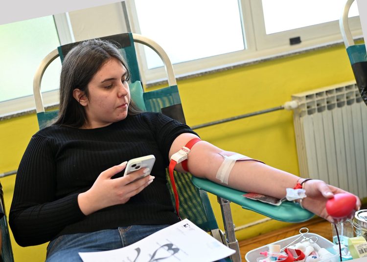 Učenici Srednje strukovne škole Široki Brijeg darovali 29 doza krvi